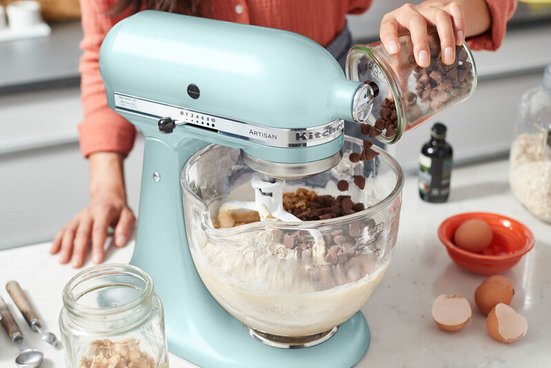 KitchenAid 4,8 L 5KSM175 Artisan Küchenmaschine Beginnerset mit Gemüseschneider