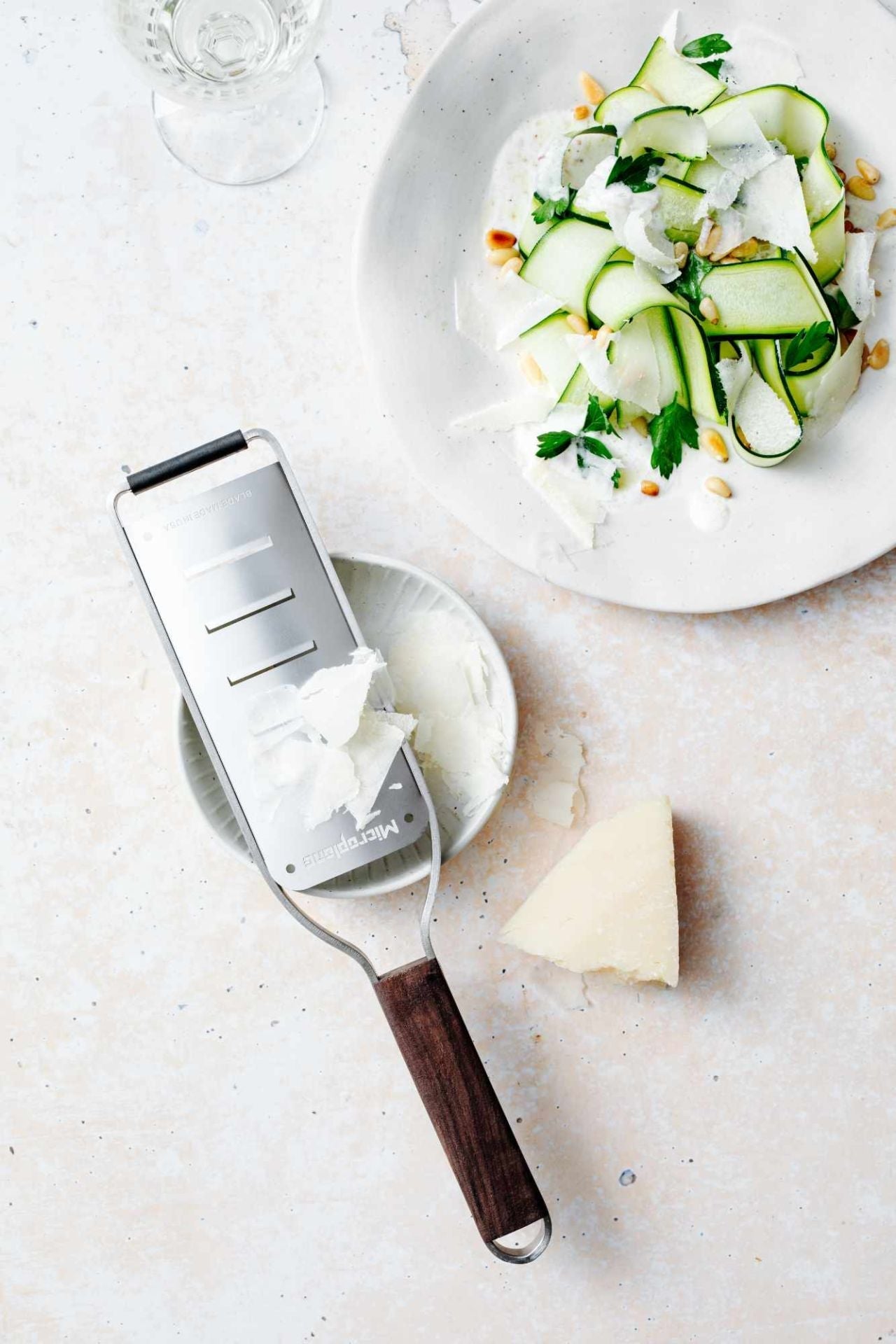 Microplane Master Große Raspel m. Holzgriff